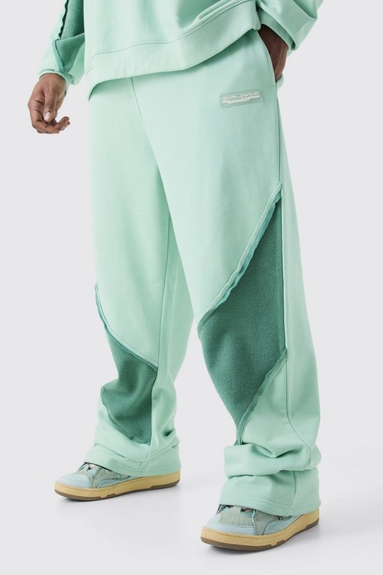 Plus lockere Jogginghose mit rohem Saum