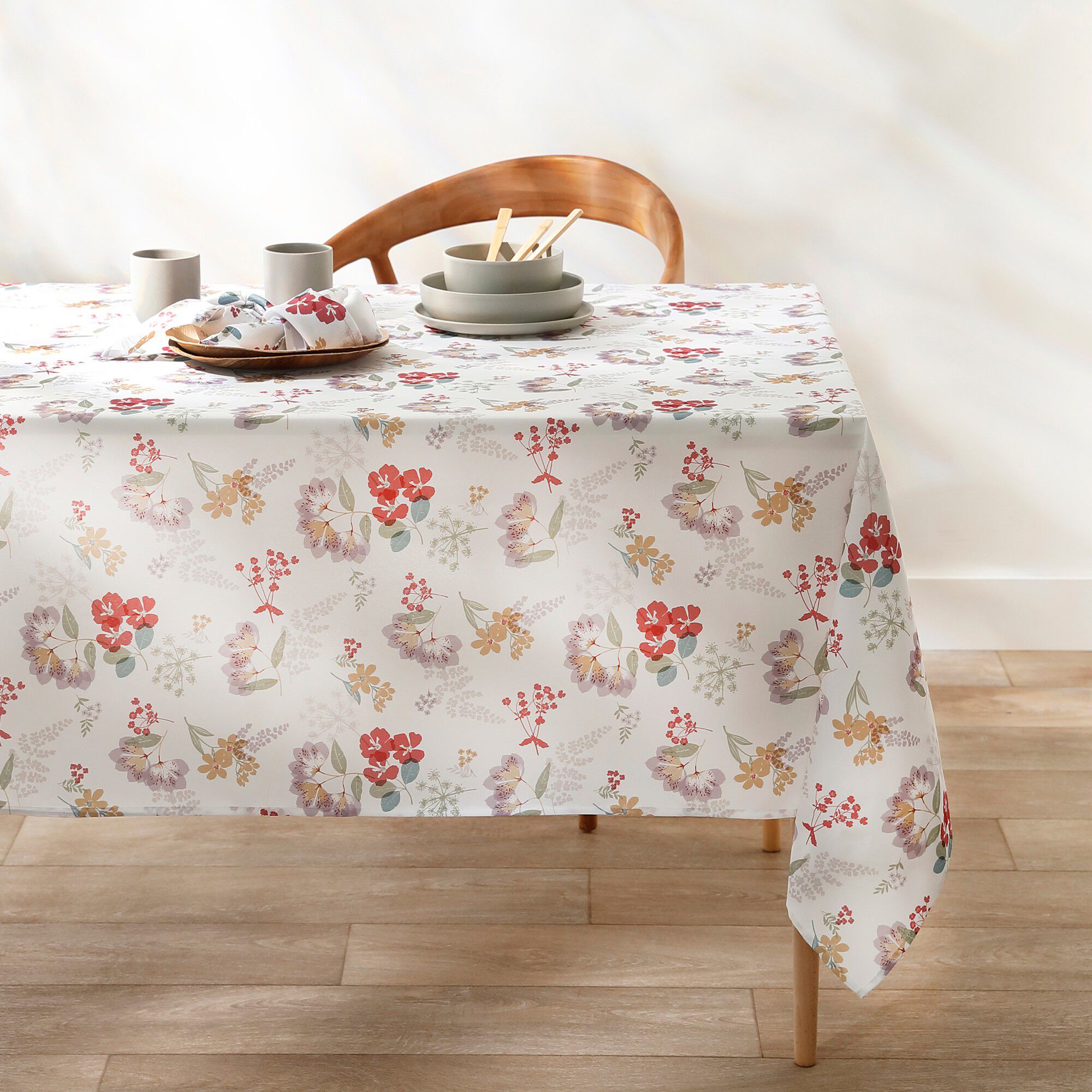 Nappe anti-taches motif floral