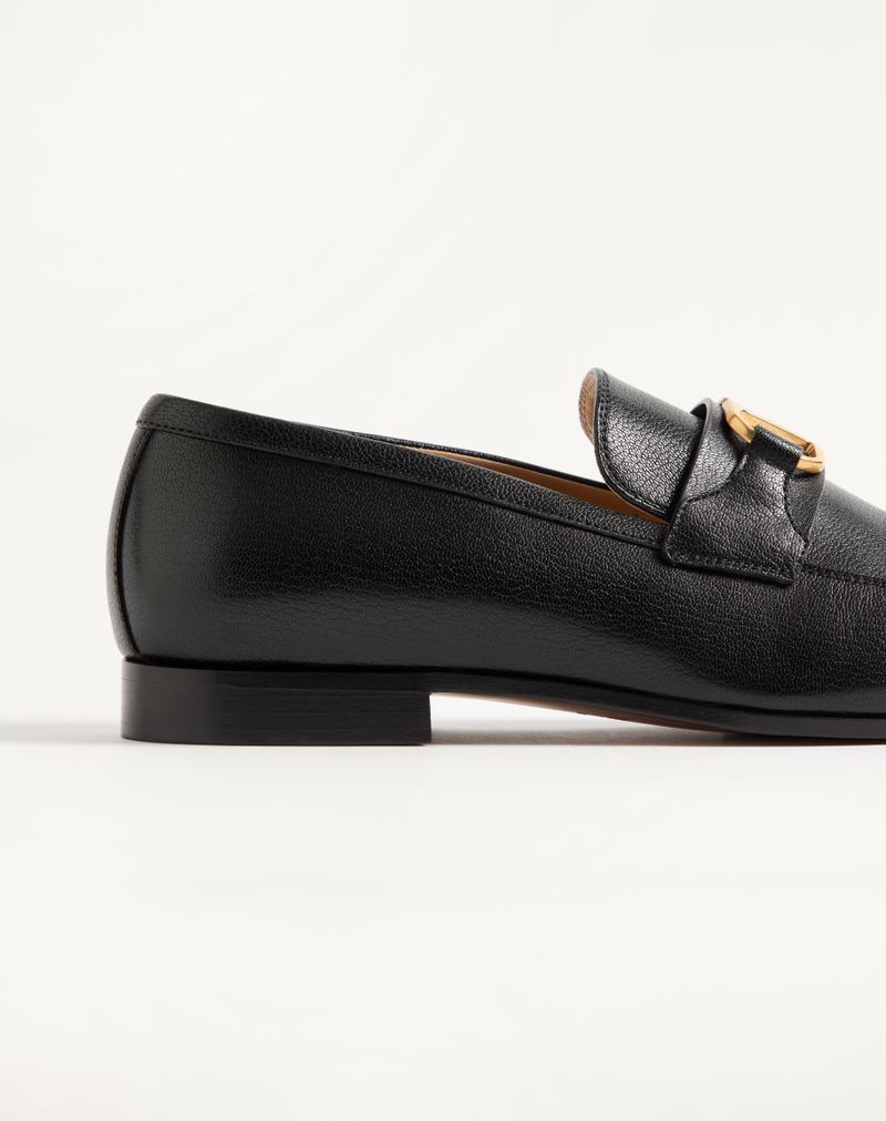 Mocassim infantil com assinatura VLogo