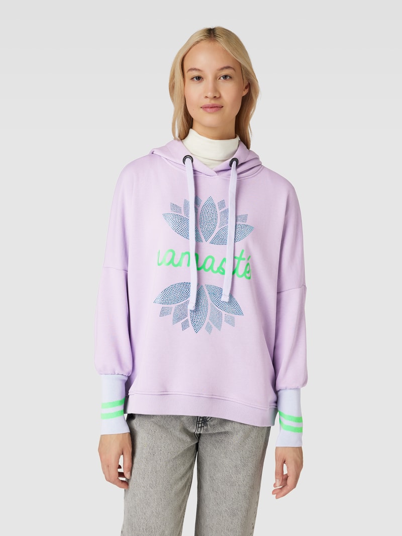 Hoodie mit Strasssteinbesatz Modell 'NAMASTE' in flieder