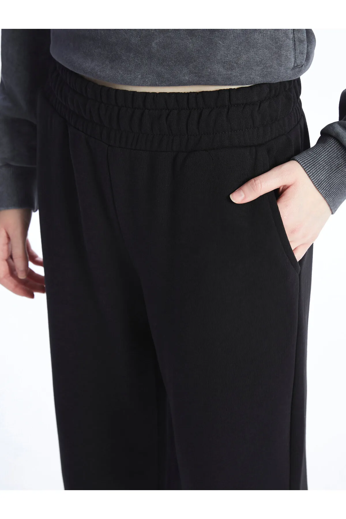 LC Waikiki  Einfarbige Jogger-Jogginghose für Damen mit elastischem Bund