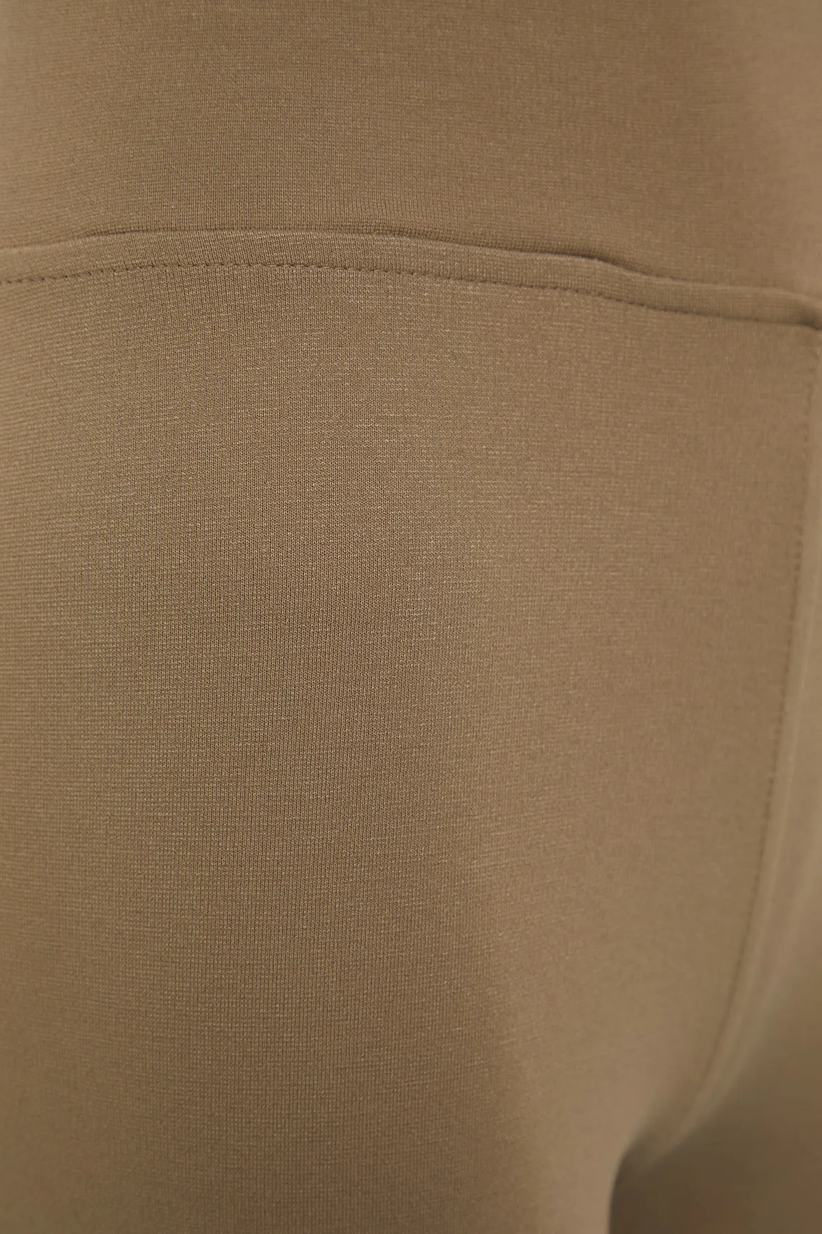 Trendyol Collection  Stone Recovery Strick-Leggings mit hoher Taille und elastischem Bund TWOAW20TA0087