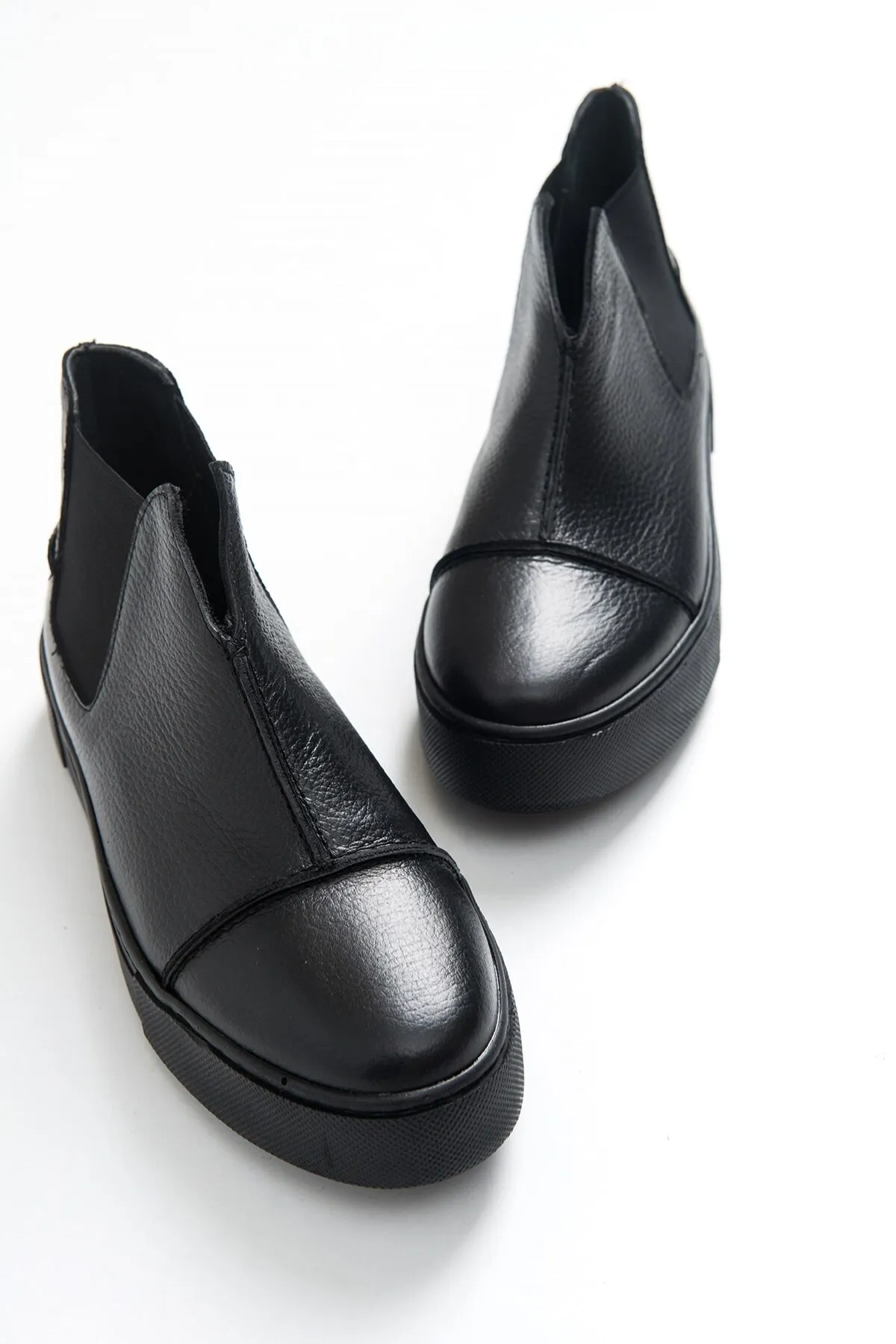 LuviShoes  110 Damen-Sneaker aus schwarzem Leder