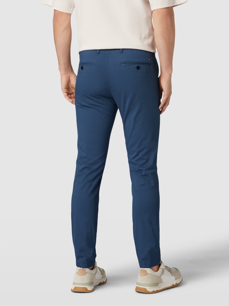 Chino mit französischen Eingrifftaschen in blau