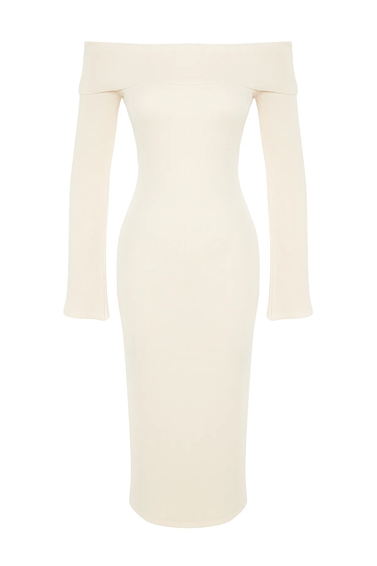 Trendyol Collection  Beiges tailliertes, geripptes, weich strukturiertes Midi-Bleistiftkleid aus flexiblem Strick mit Carmen-Kragen TWOAW24EL00803