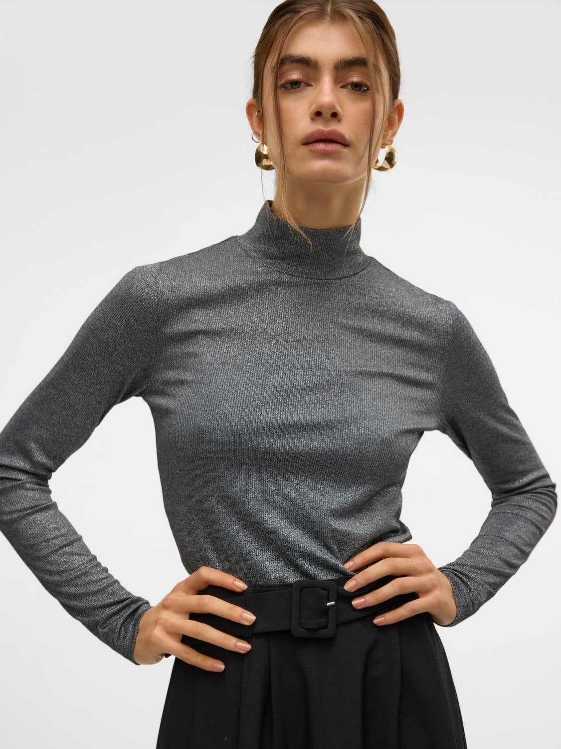 VMNICHOLLE Top
