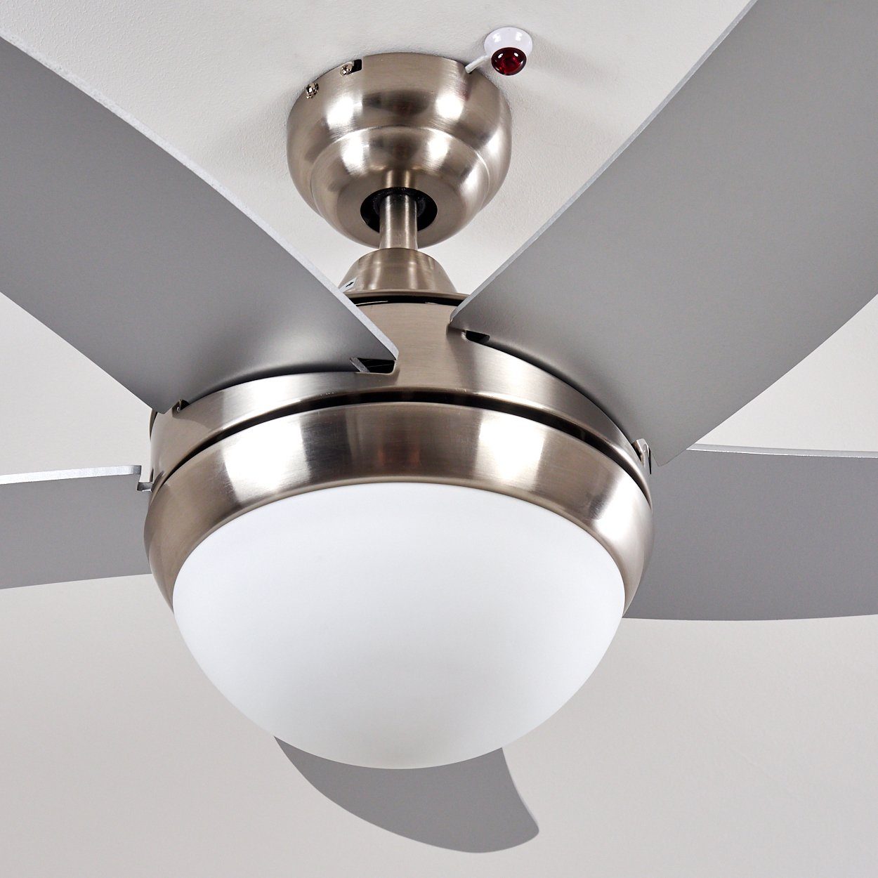 hofstein Deckenventilator Quarto Deckenventilator aus Metall/Holz/Glas in Nickel-matt/Silber