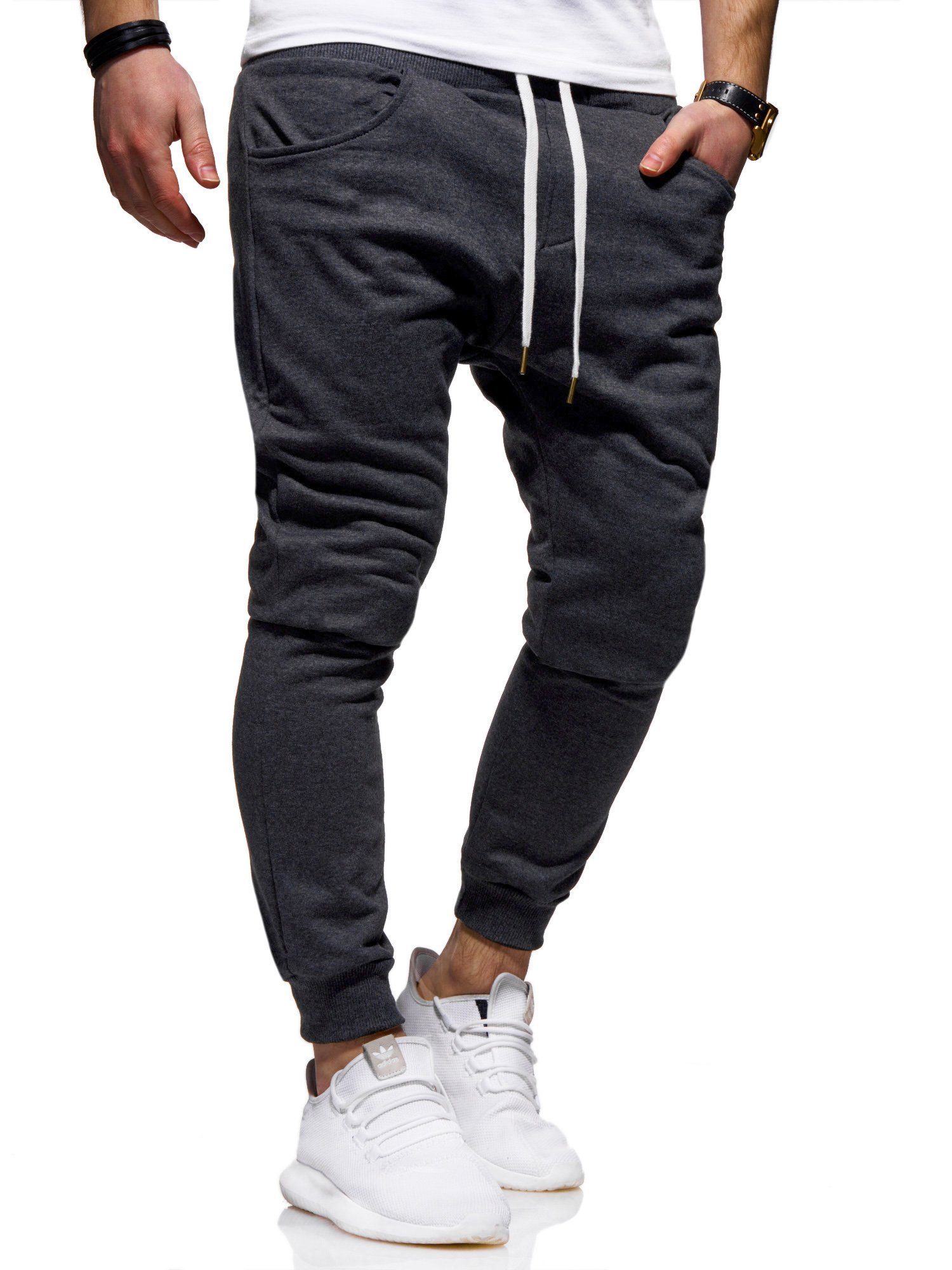 behype Sweathose JOGGERY im modernen Slim Fit-Schnitt