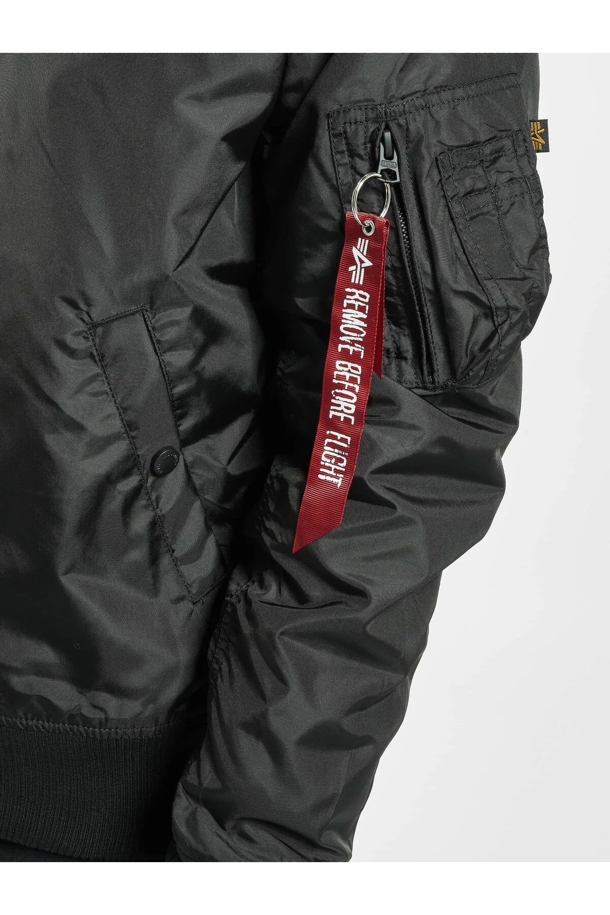 Alpha Industries  Jacke - Schwarz - Regular Fit
