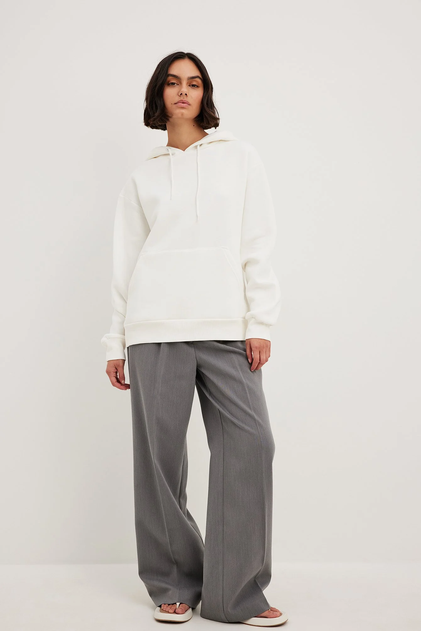 Übergroßer gebürsteter Kapuzenpullover