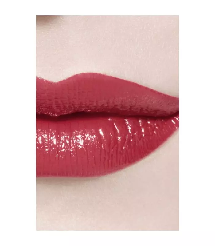 ROUGE COCO BLOOM Le rouge à levrès hydratant et repulpant longue tenue, couleur et brillance intenses