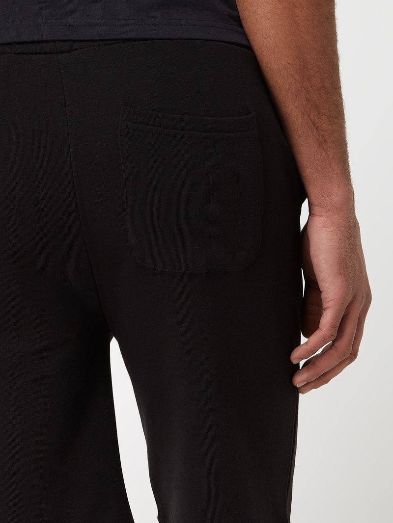 Sweatshorts aus Baumwolle in schwarz