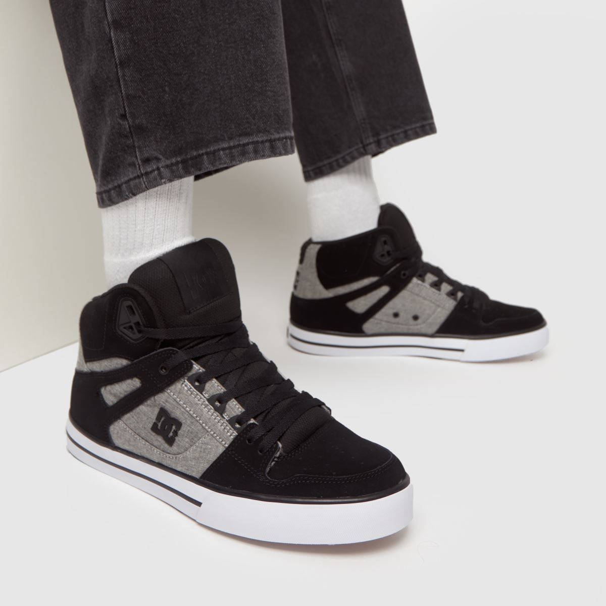 DC Pure – Höga sneakers i svart och grått
