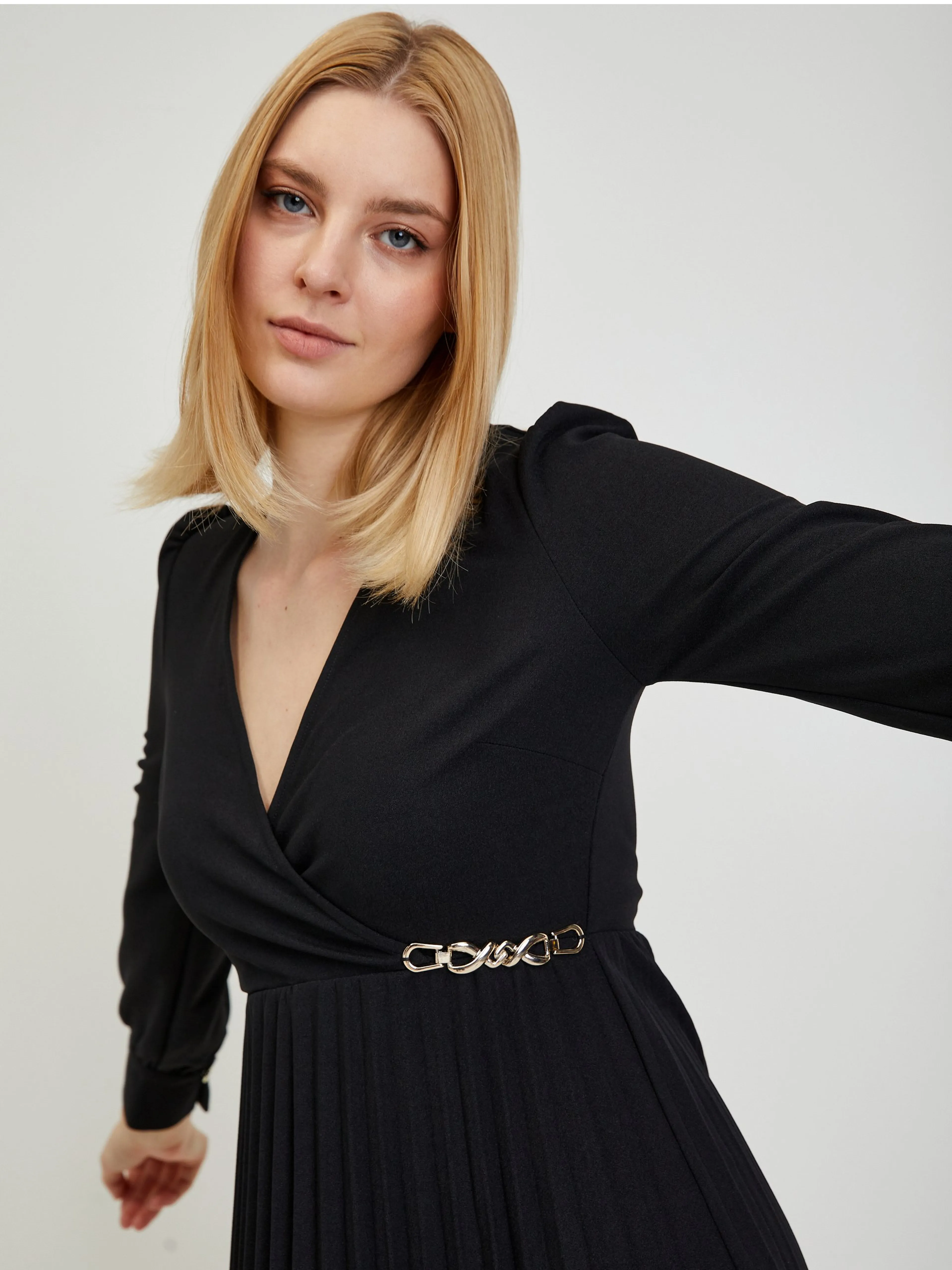Schwarzes Damenkleid ORSAY