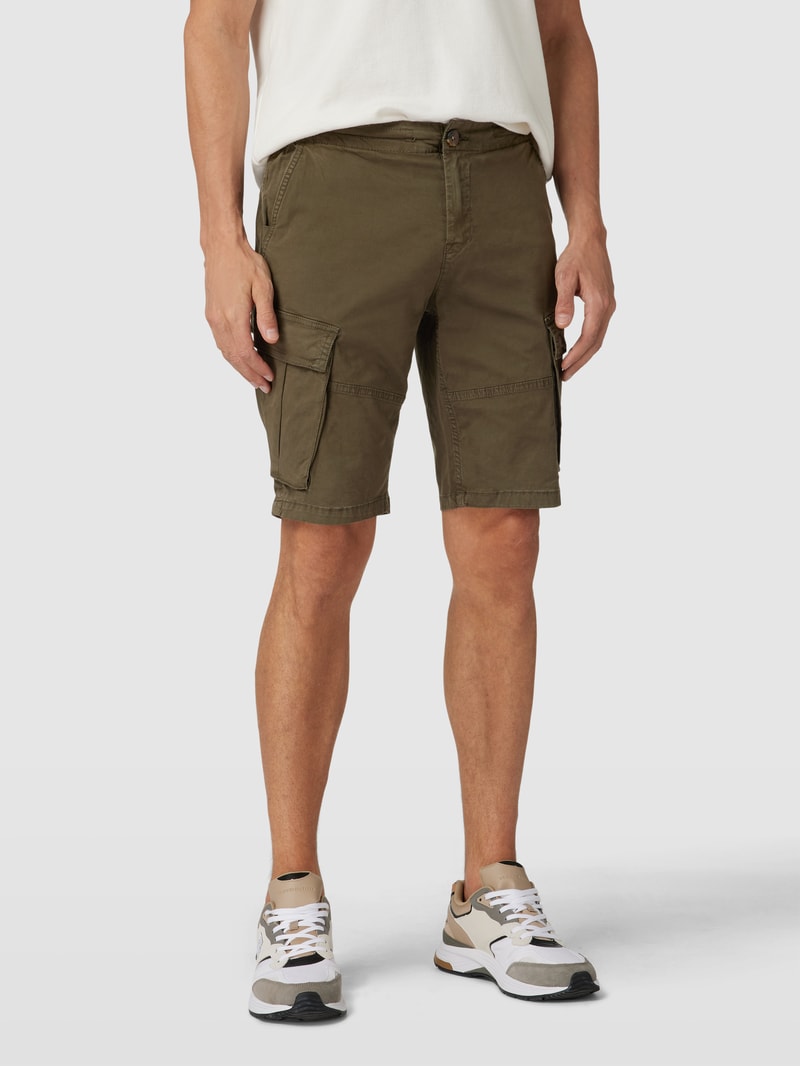 Cargoshorts mit Gesäßtaschen in olivgrün