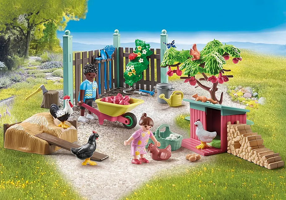 Kleine H&uuml;hnerfarm im Tiny Haus Garten