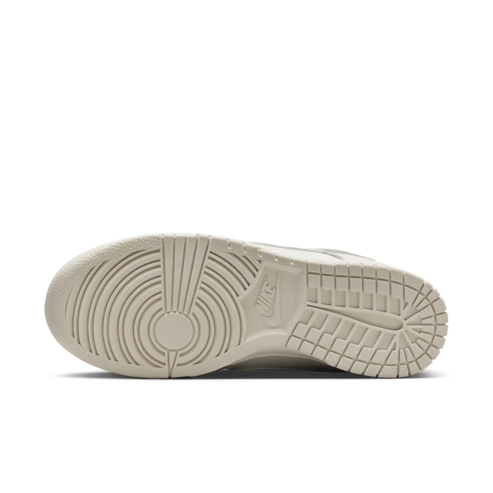 Nike Dunk Low DX5930-100 / weiss