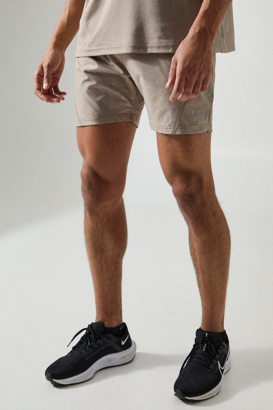Man Active 5 Inch Camouflage Shorts