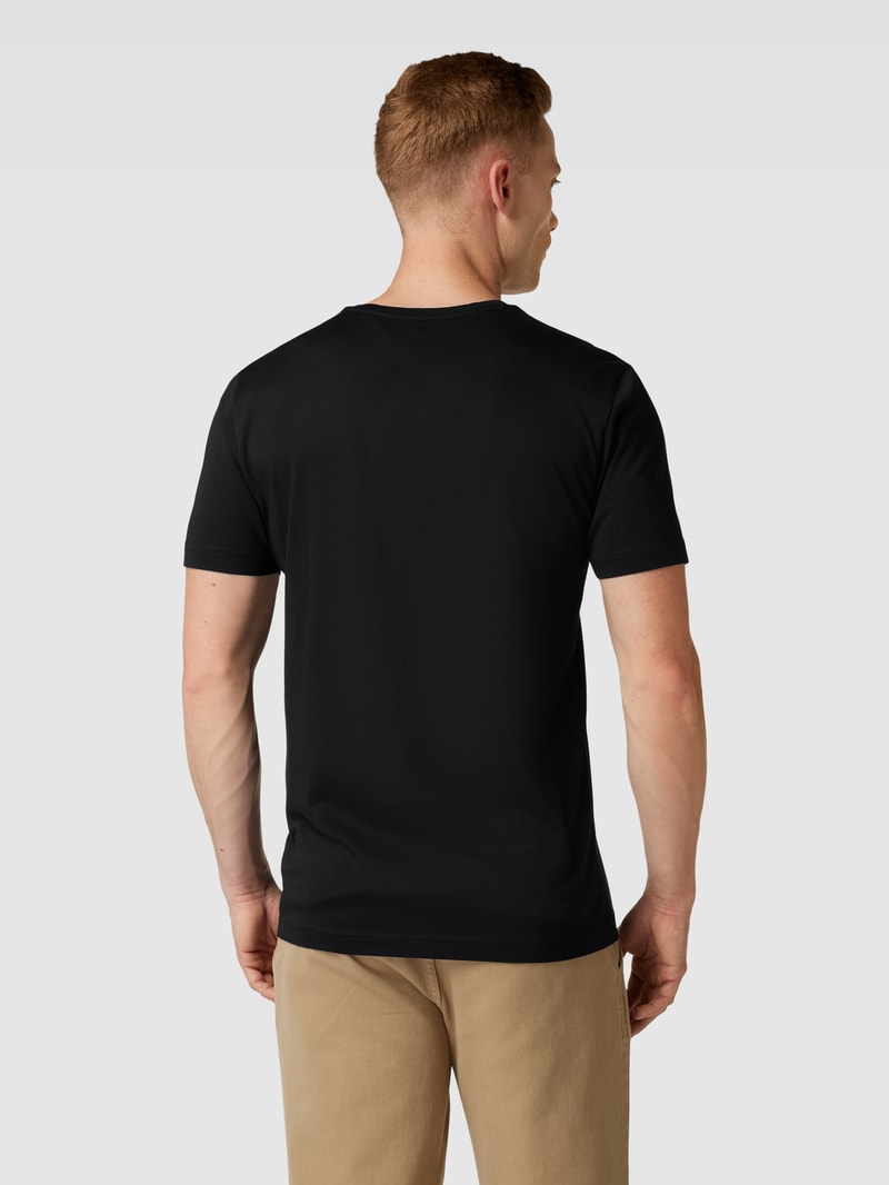 T-Shirt mit V-Ausschnitt in schwarz