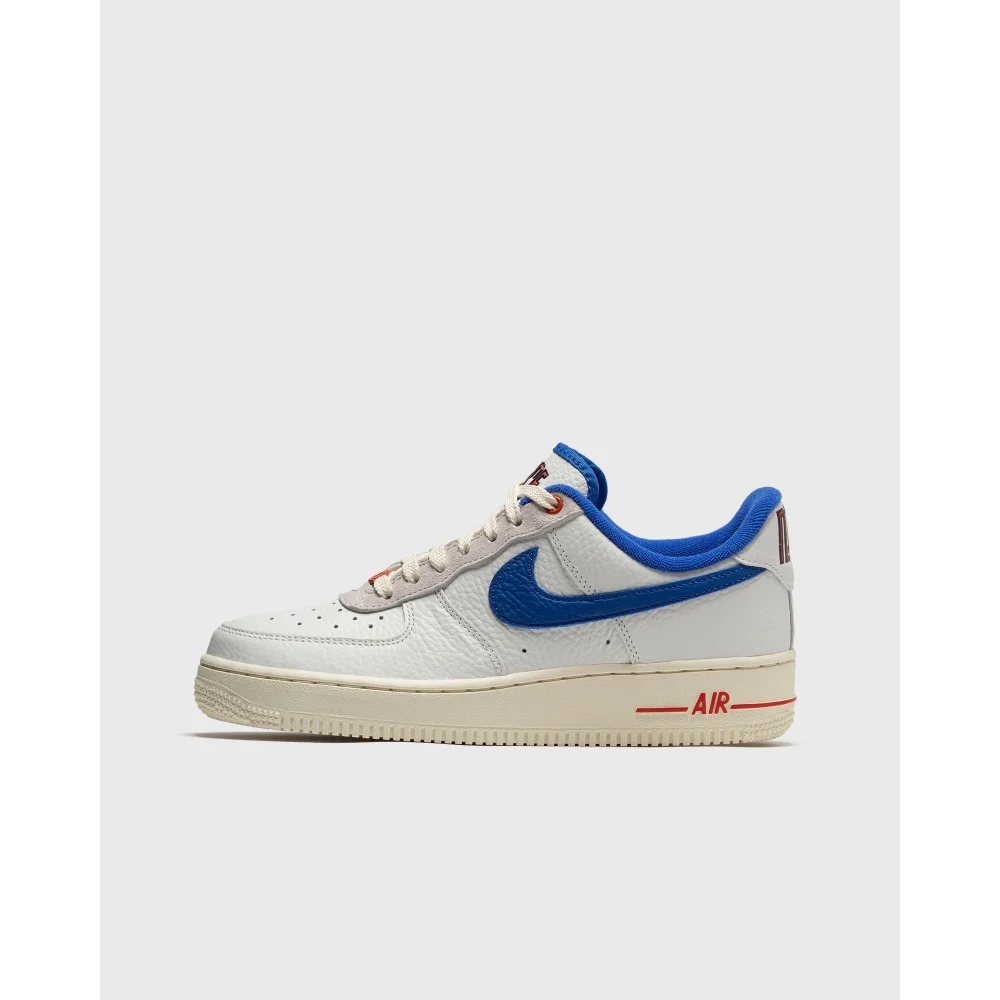 Nike Wmns Air Force 1 07 LX DR0148 100 / weiss