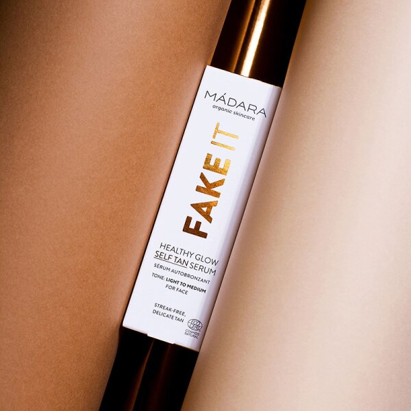 MÁDARA Fake It Healthy Glow Self Tan Serum For Face Selbstbräunungsserum