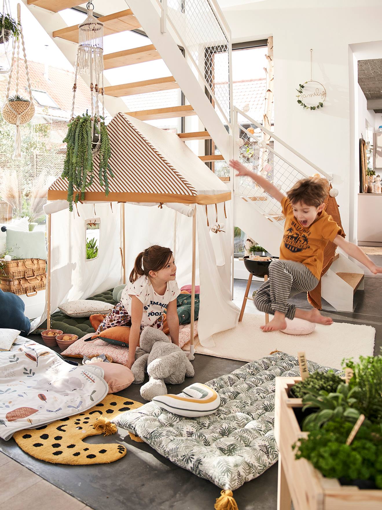 Cabane Maison en tissu multicolore