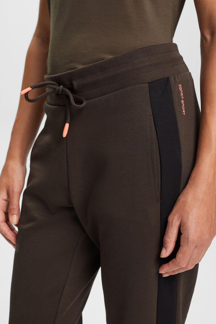 Schmale Jogginghose aus Baumwoll-Mix