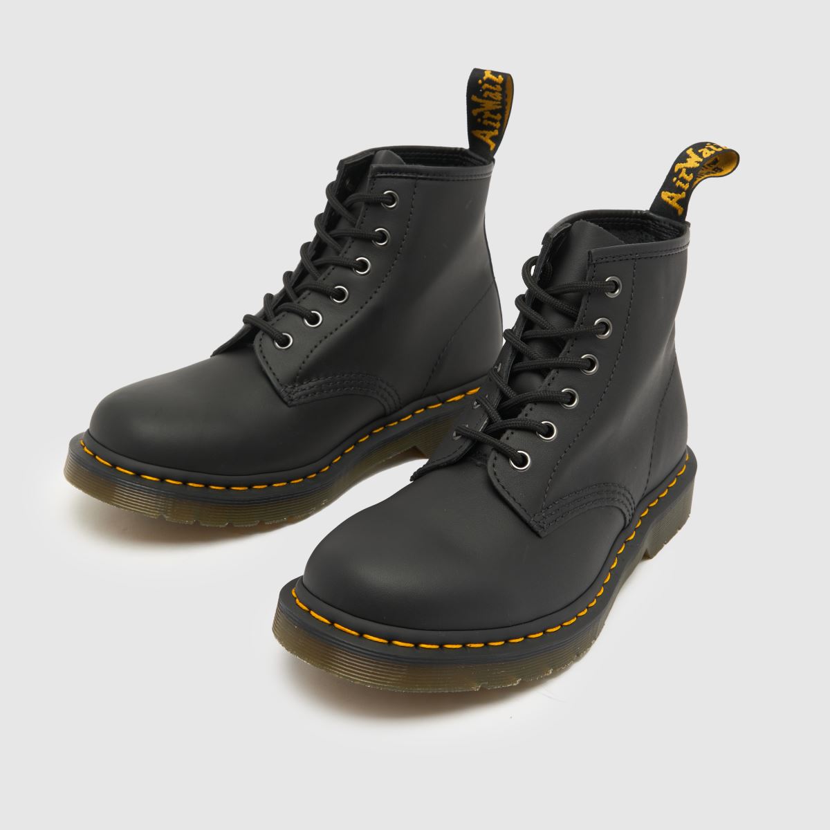Dr. Martens 101 nappa csizma fekete színben