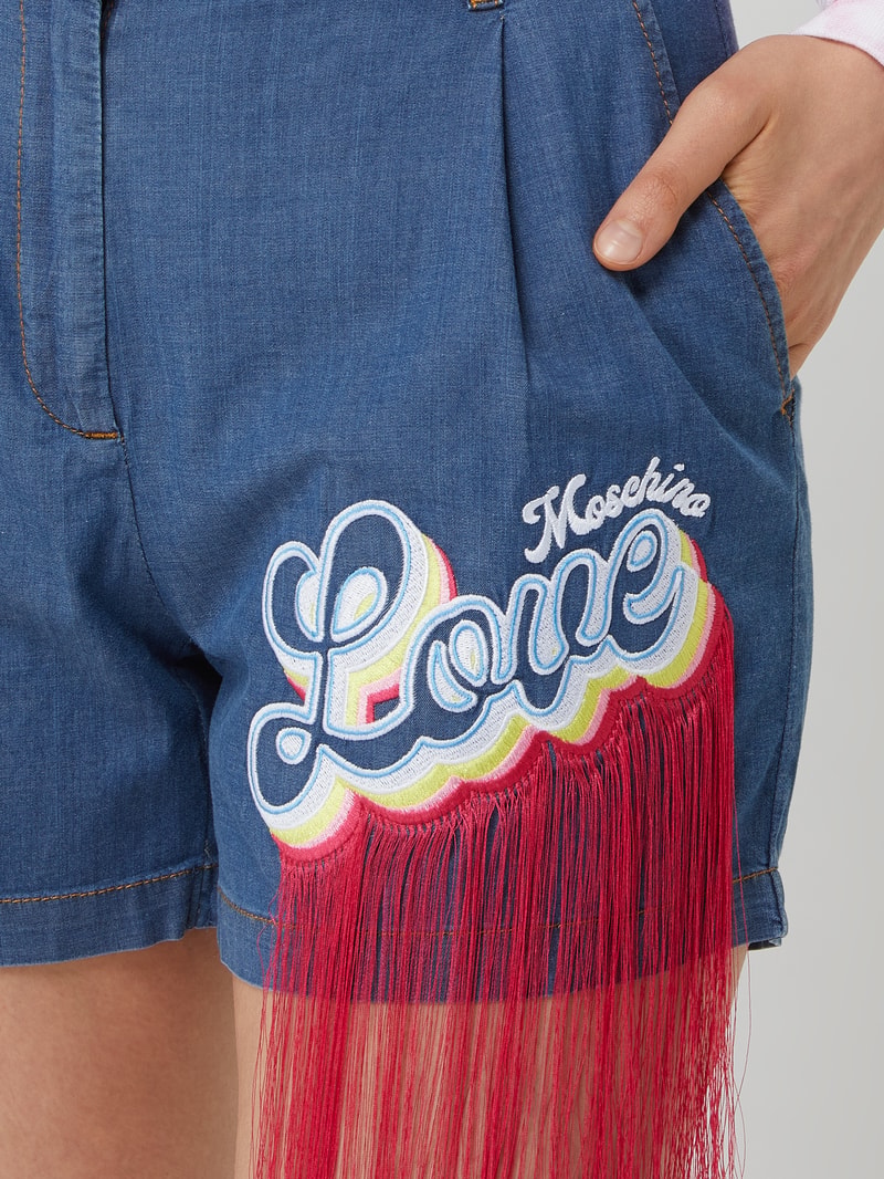 Jeansshorts mit Stretch-Anteil in jeans
