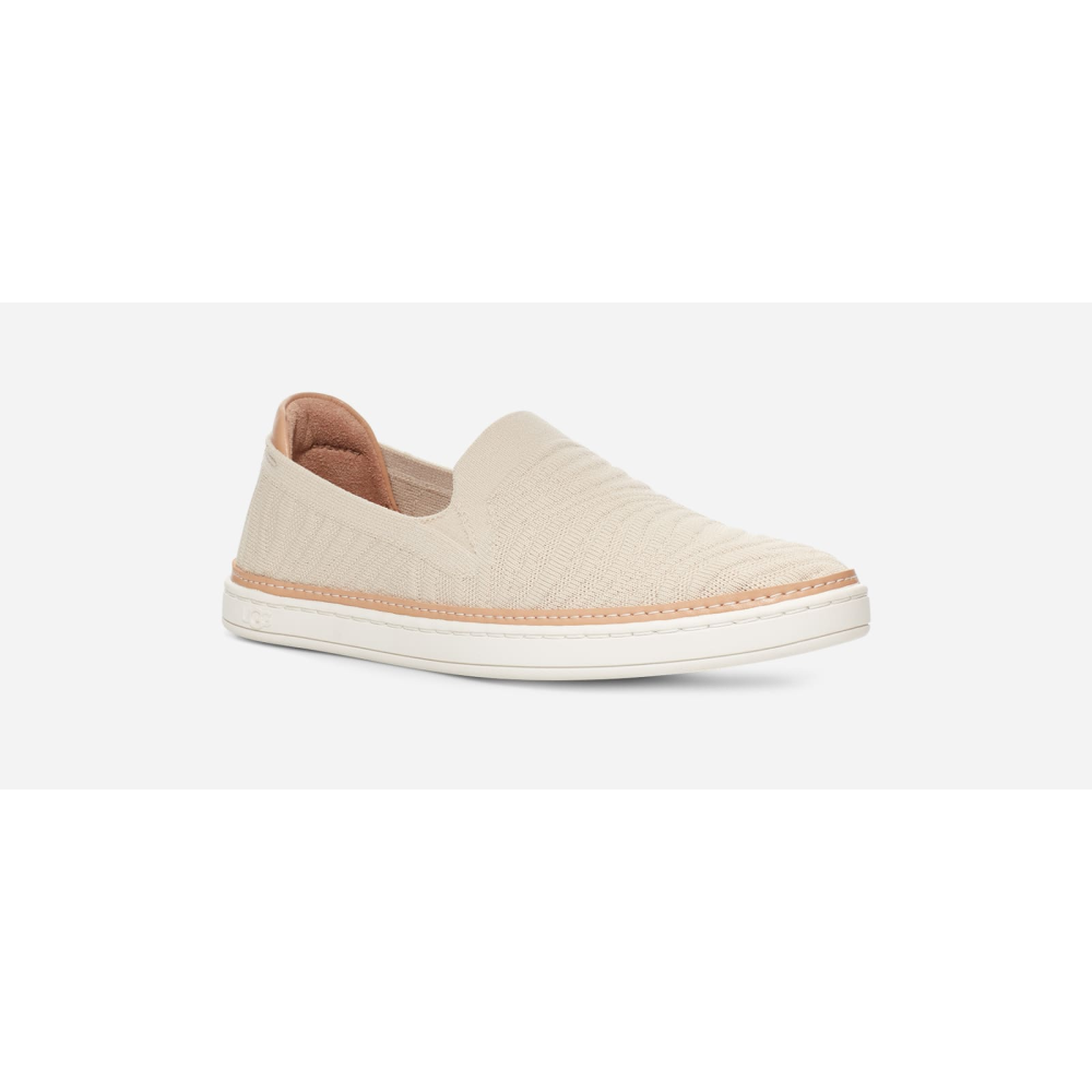 UGG Sammy Wavy 1125017-SSKT / weiss