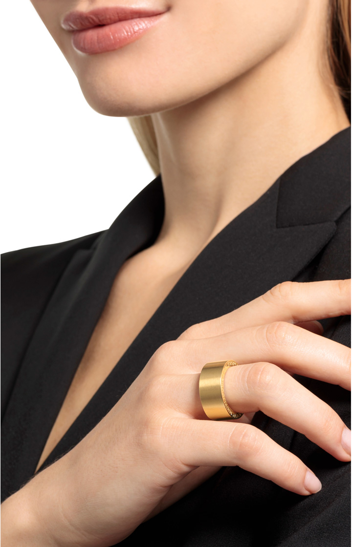 Ring in Gold