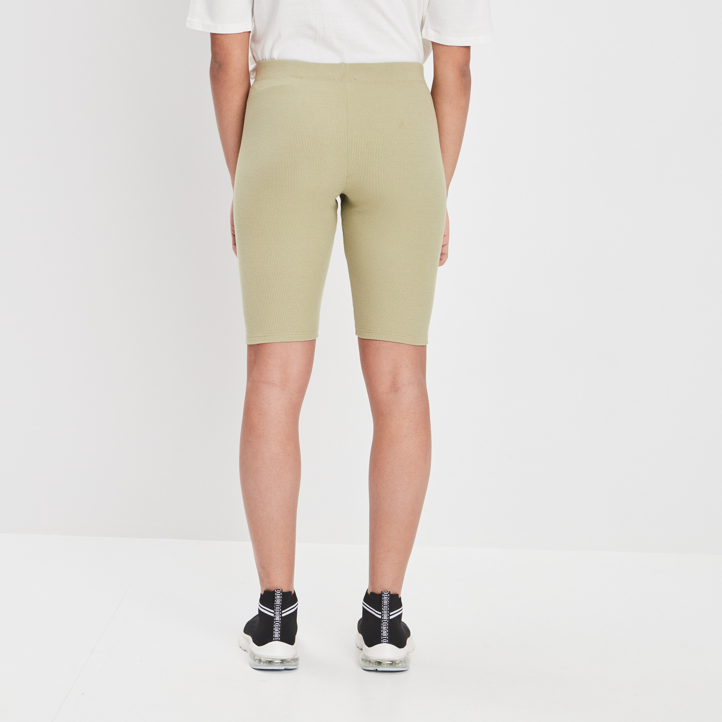 Short cycliste côtelé vert kaki femme | La Halle