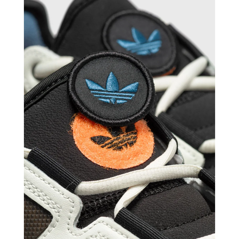 adidas Niteball FZ5741 / weiss