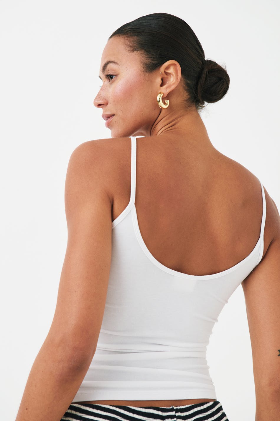 Basic strap singlet