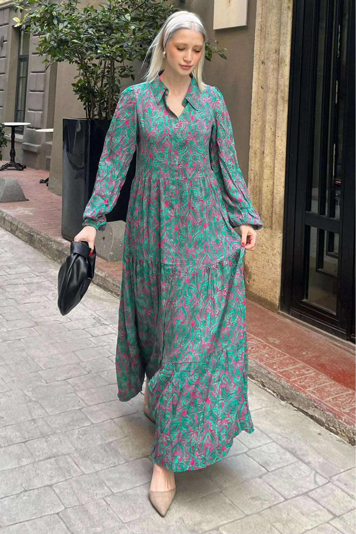 Madmext  Grünes, elastisches, geblümtes Kleid mit halben Knöpfen und Rollkragen, MG2029