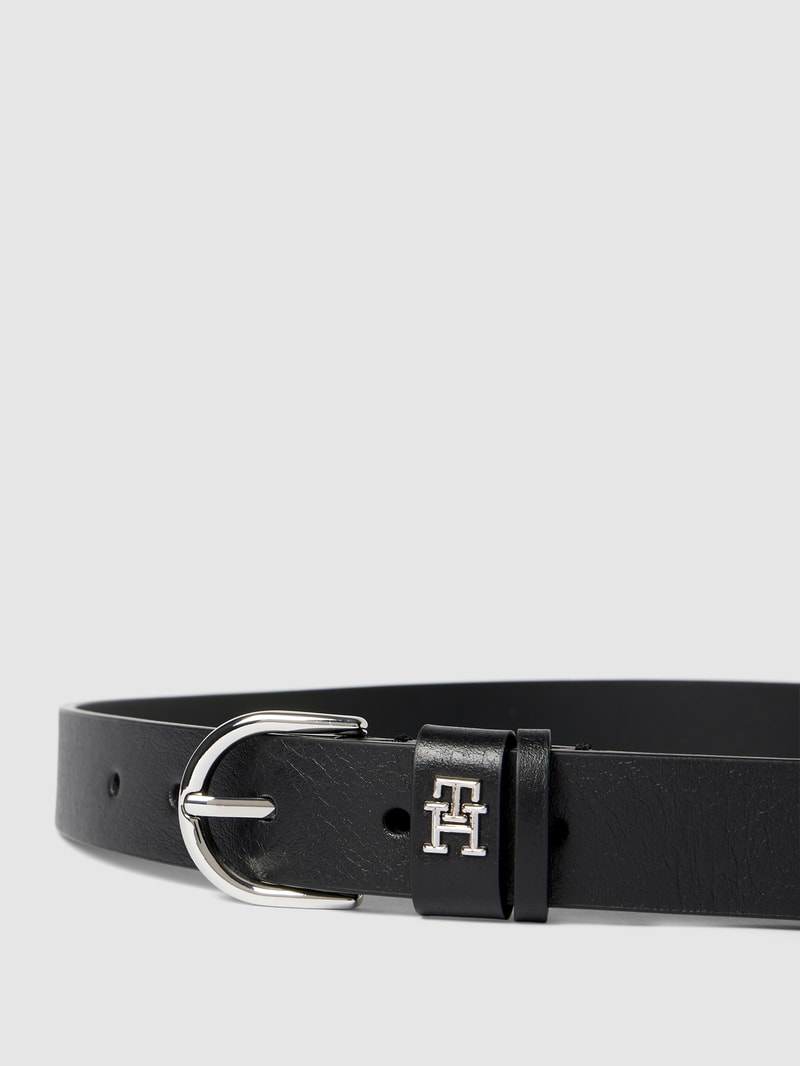 Gürtel mit Label-Applikation in metallic Modell 'TIMELESS' in schwarz