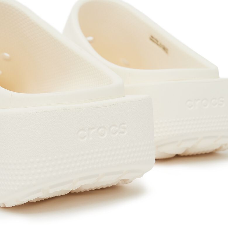 Crocs Blunt Toe chalk