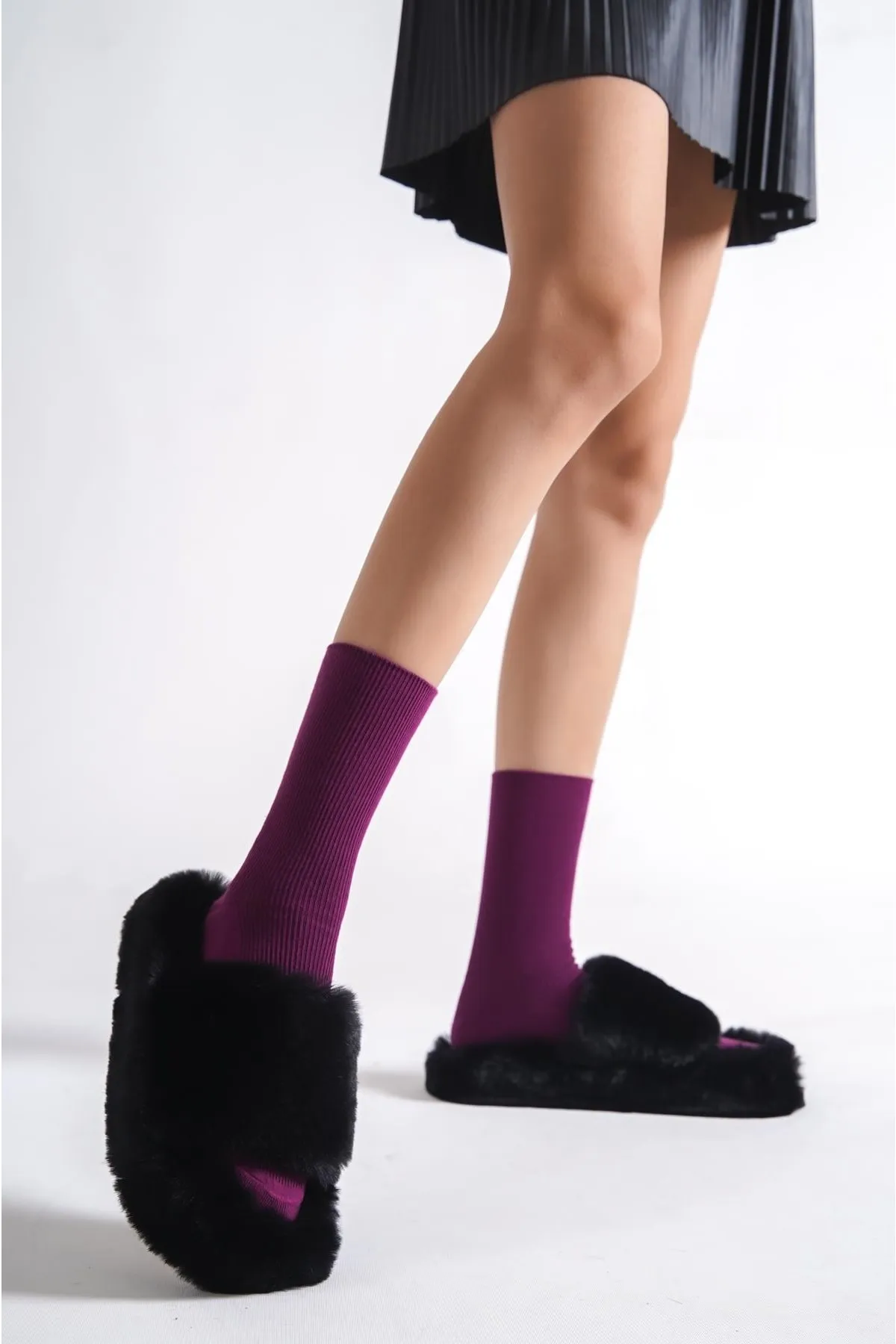 Capone Outfitters  Capone Damen-Hausschuhe