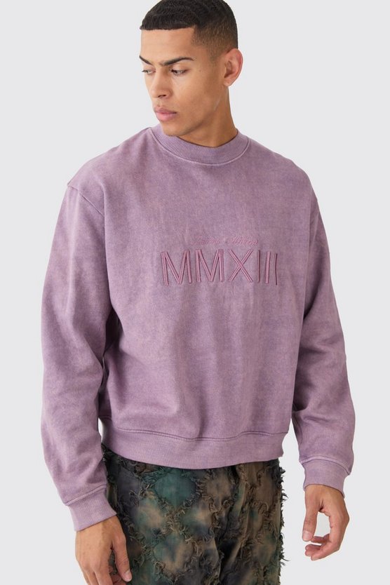 Oversize Sweatshirt mit Acid-Waschung und Stickerei