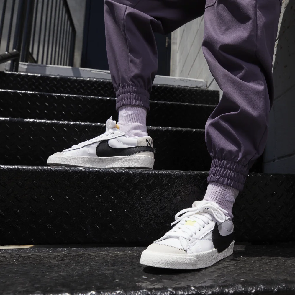 Nike Blazer Low 77 Jumbo DQ1470-101 / weiss