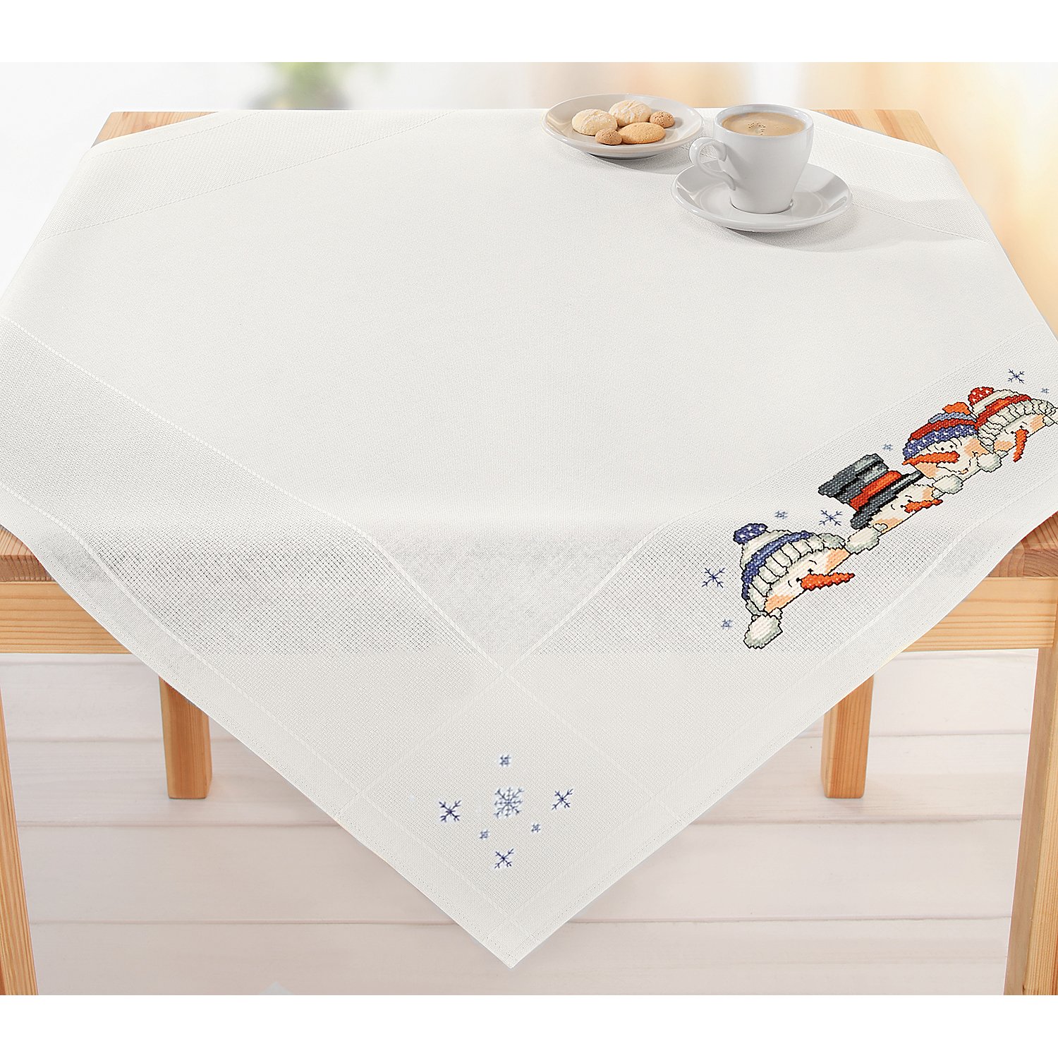 Stickmitteldecke, weiß
