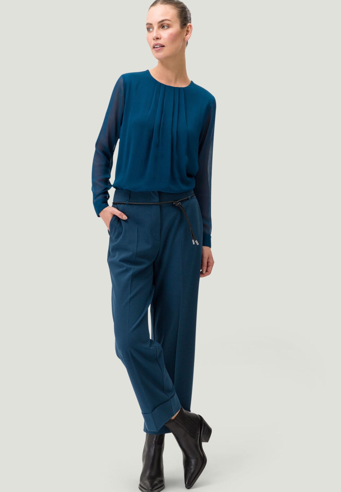 Blusenshirt mit Falten
