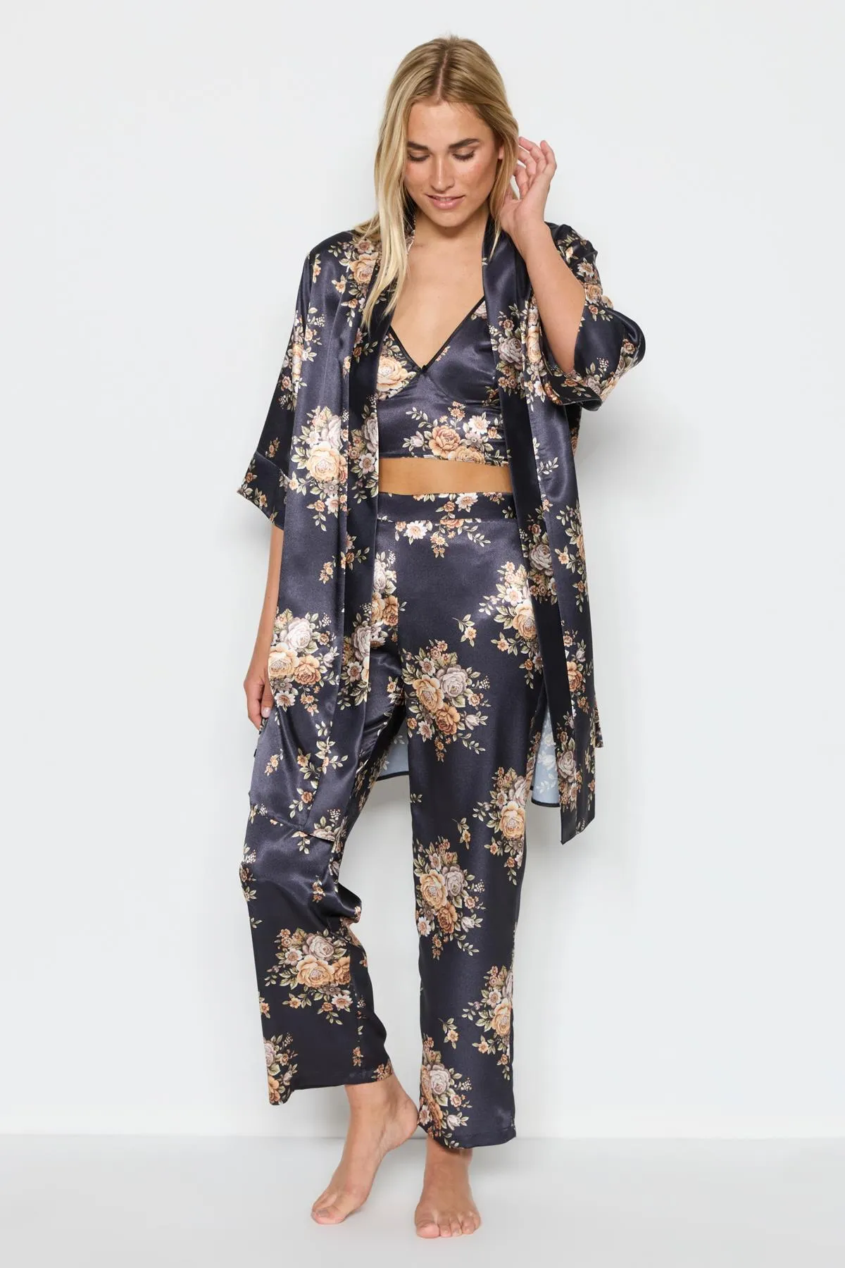 C&City  045 Gemustertes 3-teiliges Satin-Pyjama-Set für Damen Schwarz/Gelb