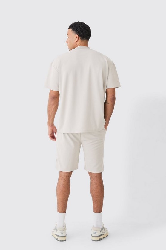 Oversize Premium T-Shirt & Shorts