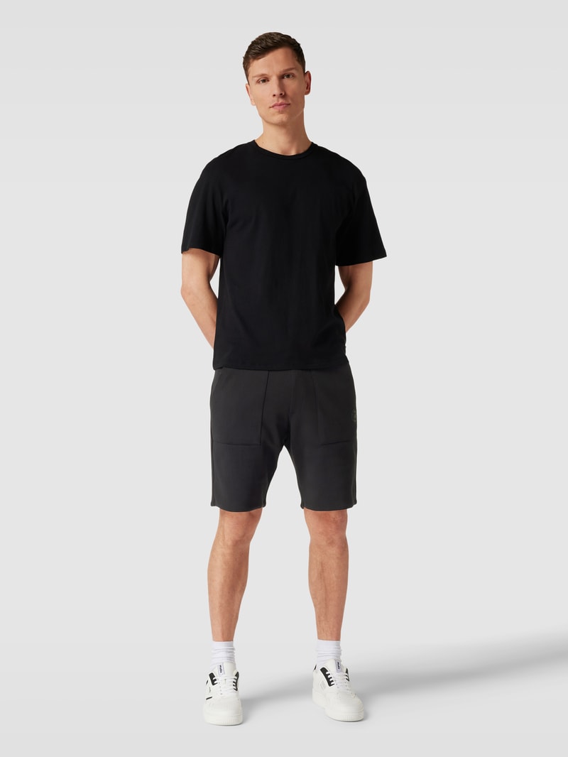 Shorts mit seitlichen Eingrifftaschen Modell 'REVERSIBLE' in schwarz