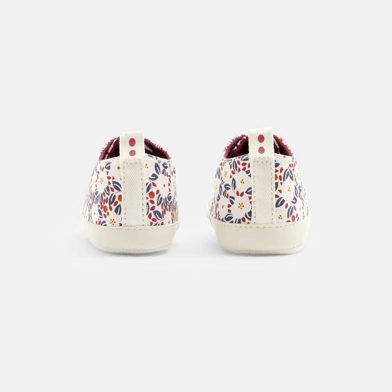 Chaussures toile fleuries naissance
