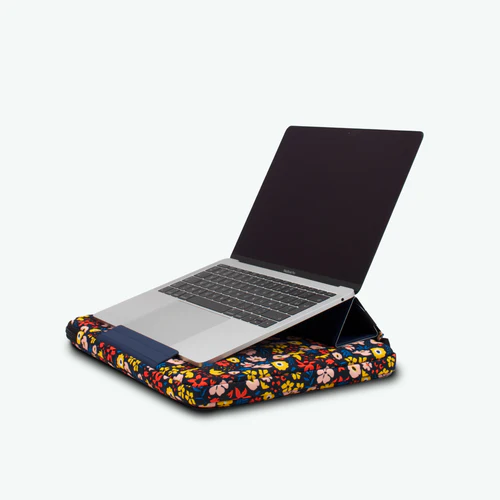 Beijing CBD 13/14 inch laptop sleeve, navy blue
