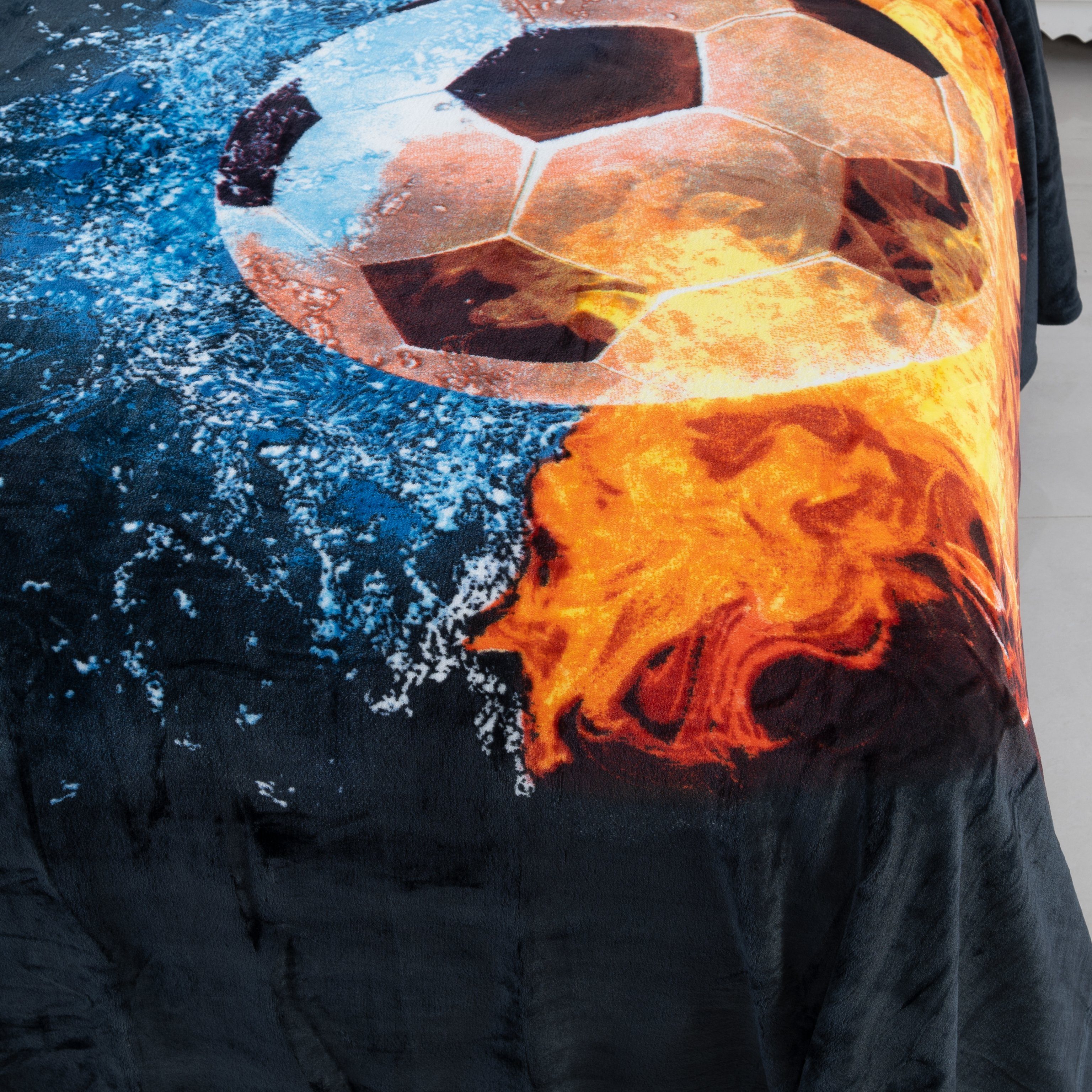 Wolldecke / Fußball / 150x200cm, Brilliant