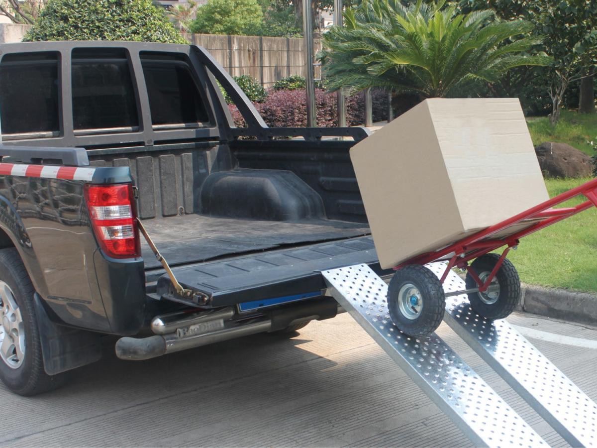 Diamond Car Universal Laderampen Auffahrrampen 2er Set - 1,5 m