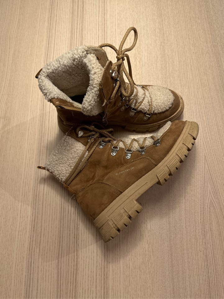 Tom Tailor Stiefel mit Warmfutter in Braun günstig kaufen 38